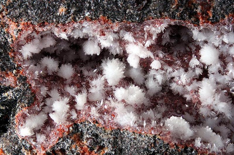 natrolite_a.jpg