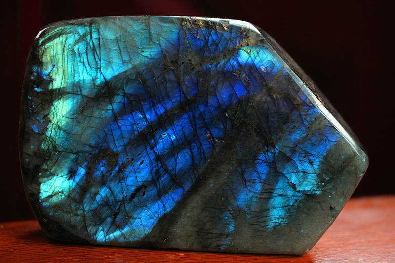 labradorite_b.jpg