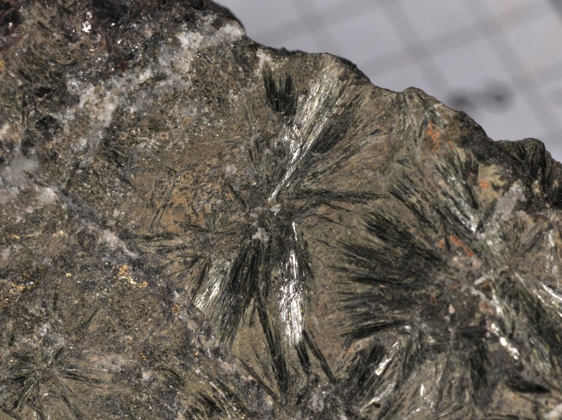 hedenbergite_2.jpg