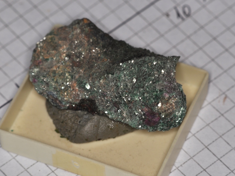 zoisite_1.jpg