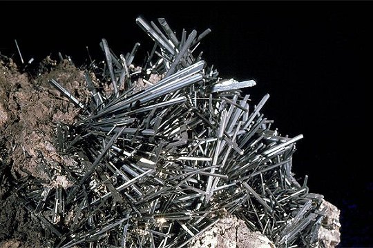 antimonite_b.jpg