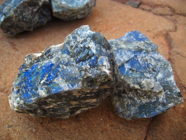 labradorite_a.jpg