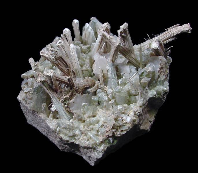 tremolite_a.jpg
