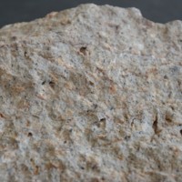 trachite_1.jpg